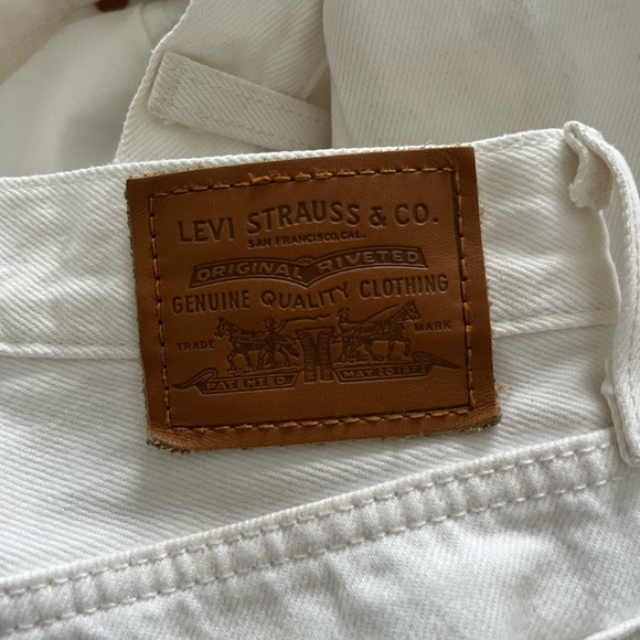 LEVI’S Wedgie Straight jeans white Size 25 - Picture 3 of 3